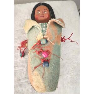 Vintage Antique Native American Indian Skookum Souvenir Doll Wool Blanket Wrap